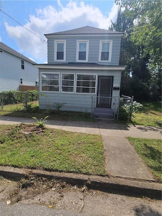 1142 34th St, Newport News, VA 23607