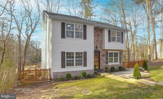 7825 Grape Ct, Lusby, MD 20657