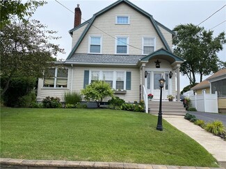 134 Grace St, Cranston, RI 02910