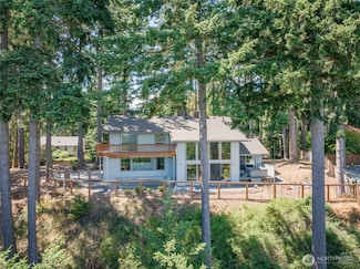 352 Woodland Dr, Sequim, WA 98382