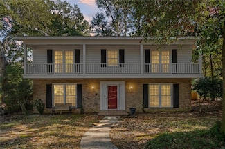 745 Westmoreland Dr E, Mobile, AL 36609