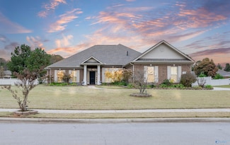 107 Eden Ln, Huntsville, AL 35811