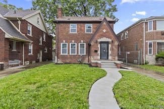 17343 Santa Rosa Dr, Detroit, MI 48221