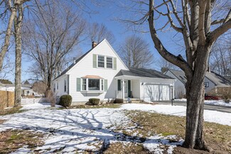 29 Miranda Cir, Saco, ME 04072