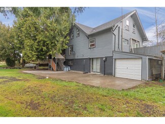 12294 Marshland Rd, Clatskanie, OR 97016