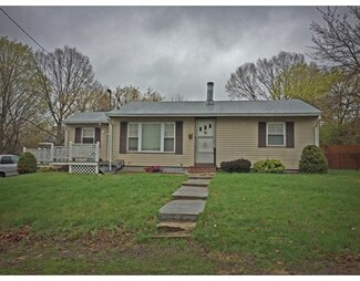 37 Cogswell St, Haverhill, MA 01832