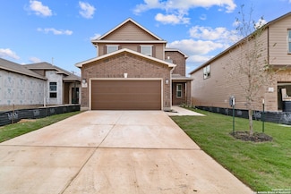 13214 Lorena Ochoa, San Antonio, TX 78221