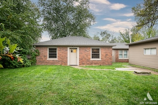 9518 S 89th Ave, Palos Hills, IL 60465