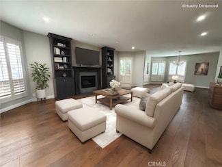 10409 Riverside Dr Unit 204, Toluca Lake, CA 91602