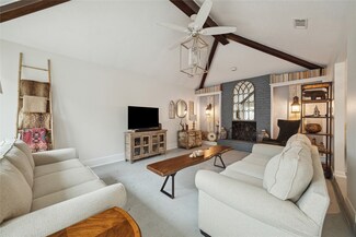 11922 Waldemar Dr, Houston, TX 77077