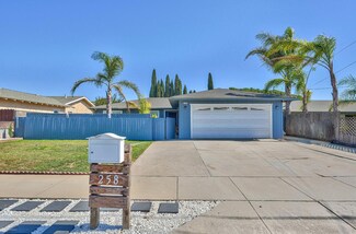 258 8th St, Soledad, CA 93960