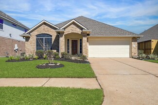 10123 Barr Lake Dr, Houston, TX 77095