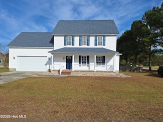 100 Madison Bay Dr, Beaufort, NC 28516