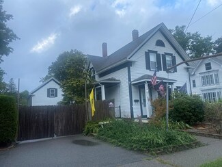 36 School St, Middleboro, MA 02346