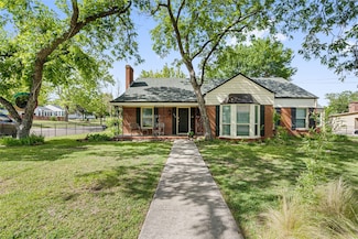 514 W Josephine St, Weatherford, TX 76086
