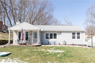 4320 NW 11th St, Des Moines, IA 50313