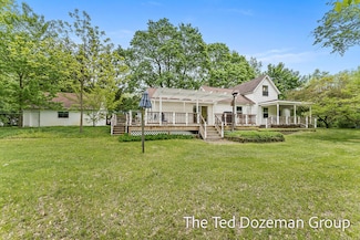 13897 Van Buren St, Holland, MI 49424