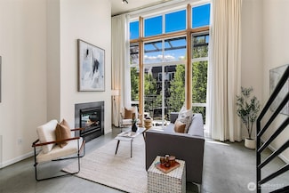 1812 19th Ave Unit 306, Seattle, WA 98122