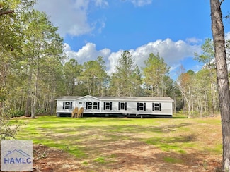 108 Shade Tree Dr, Midway, GA 31320