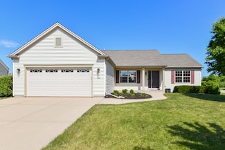 834 Kelly Ln, Elkhorn, WI 53121