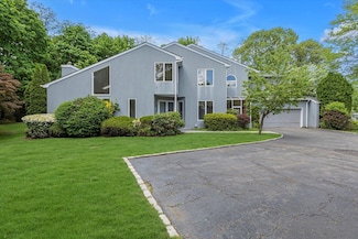 2 Heiko Ct, Northport, NY 11768