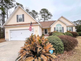 205 Cherry Blossom Ln, Havelock, NC 28532