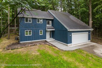 1815 Lindy Dr, Lansing, MI 48917