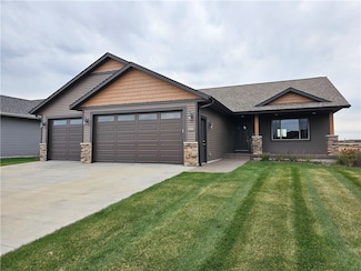 1996 Tucker Trail, Eau Claire, WI 54703