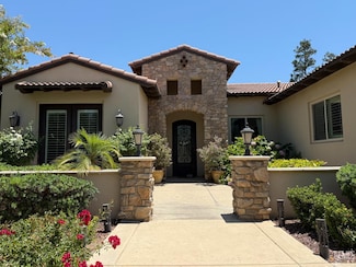 2410 Exton St, Bakersfield, CA 93311