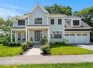 39 Donna Rd, Needham Heights, MA 02494