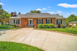 1166 Sherman St, Geneva, OH 44041