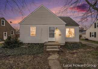 868 Beech St SW, Wyoming, MI 49509