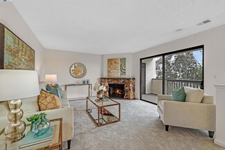 21109 Gary Dr Unit 209, Castro Valley, CA 94546