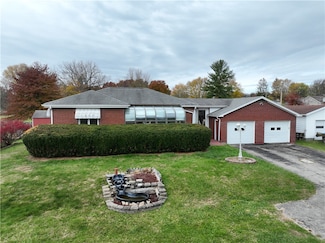 346 Ceylon Rd, Carmichaels, PA 15320