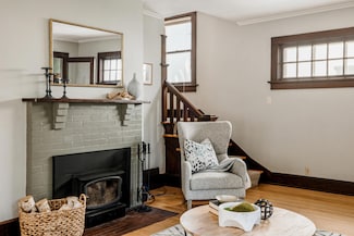 2405 E Stratford Ct, Milwaukee, WI 53211