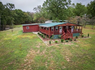 1089 Valley View Rd, Crossville, TN 38572