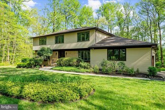 15 Autumn Hill Rd, Princeton, NJ 08540