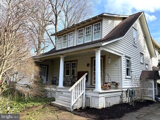 310 Yale Ave, Swarthmore, PA 19081