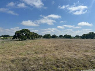 739 Salt Grass Trail, Bandera, TX 78003