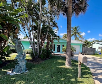 3118 Pierson Dr, Delray Beach, FL 33483