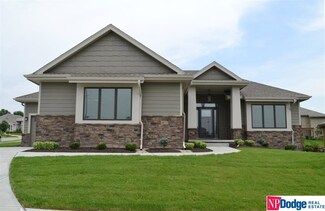 1201 S 190th Plaza, Omaha, NE 68130