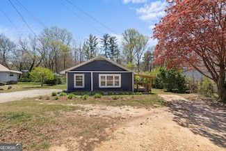 142 Galloway St, Cornelia, GA 30531