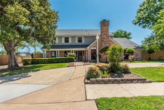 4618 Santiago St, Pasadena, TX 77504