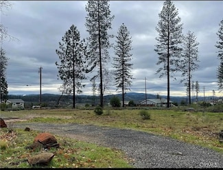 5689 Fickett Ln, Paradise, CA 95969