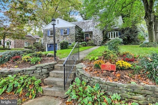 1306 Parkside Dr S, Reading, PA 19610