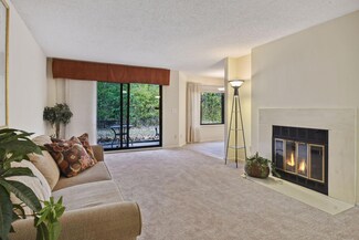 5457 Pompano Dr Unit 207, Hopkins, MN 55343