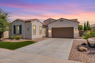 933 E Horseshoe Place, Chandler, AZ 85249