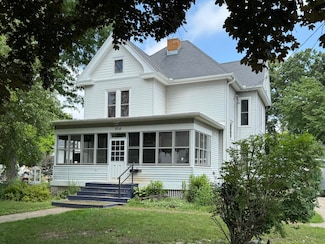 804 Western Ave, Watertown, WI 53094