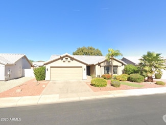 6012 W Blackhawk Dr, Glendale, AZ 85308