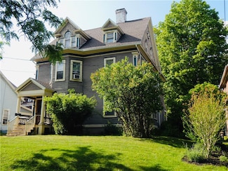 7 Walnut St, Oneonta, NY 13820